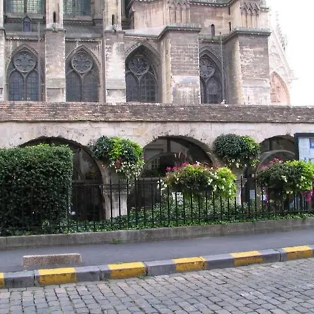 Studio Cathedrale Apartment *